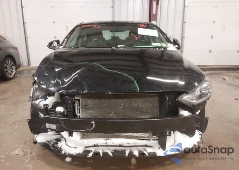 2018 Hyundai Elantra Value Edition z USA, uszkodzony, nr VIN 5NPD84LF6JH277306